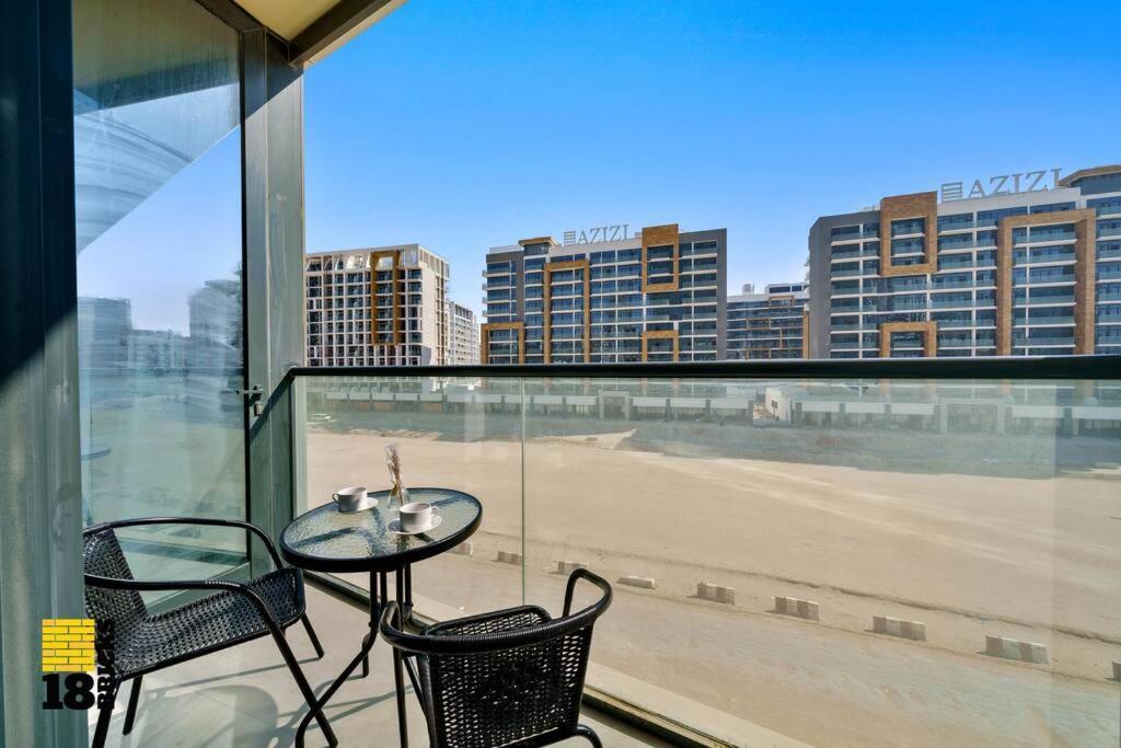 Spacious And Comfort Stay At Sobha Waves Dubai Exterior foto